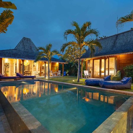 Villa Du Bah - Family Gateway 3Br Villa 12Min To Beach With Private Pool And Parking Kerobokan Kültér fotó